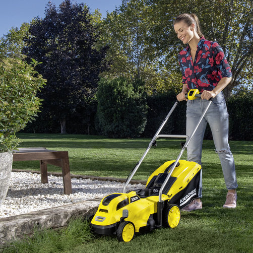 Karcher akkumulátoros fűnyíróval egyszerű a munkavégzés!