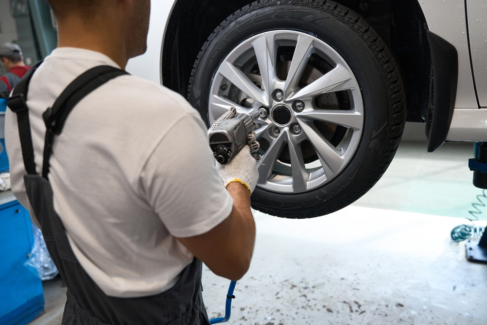 Tavaszi megújulás négy keréken – Miért nem elég csak a gumit lecserélni?