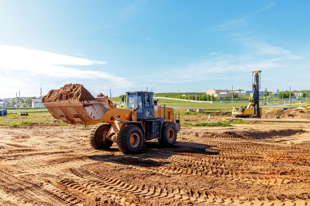 A beton alatt – Miért bukhat el egy budapesti építkezés már a földmunkánál?